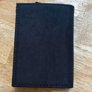 BAGGU Snap Wallet: Black